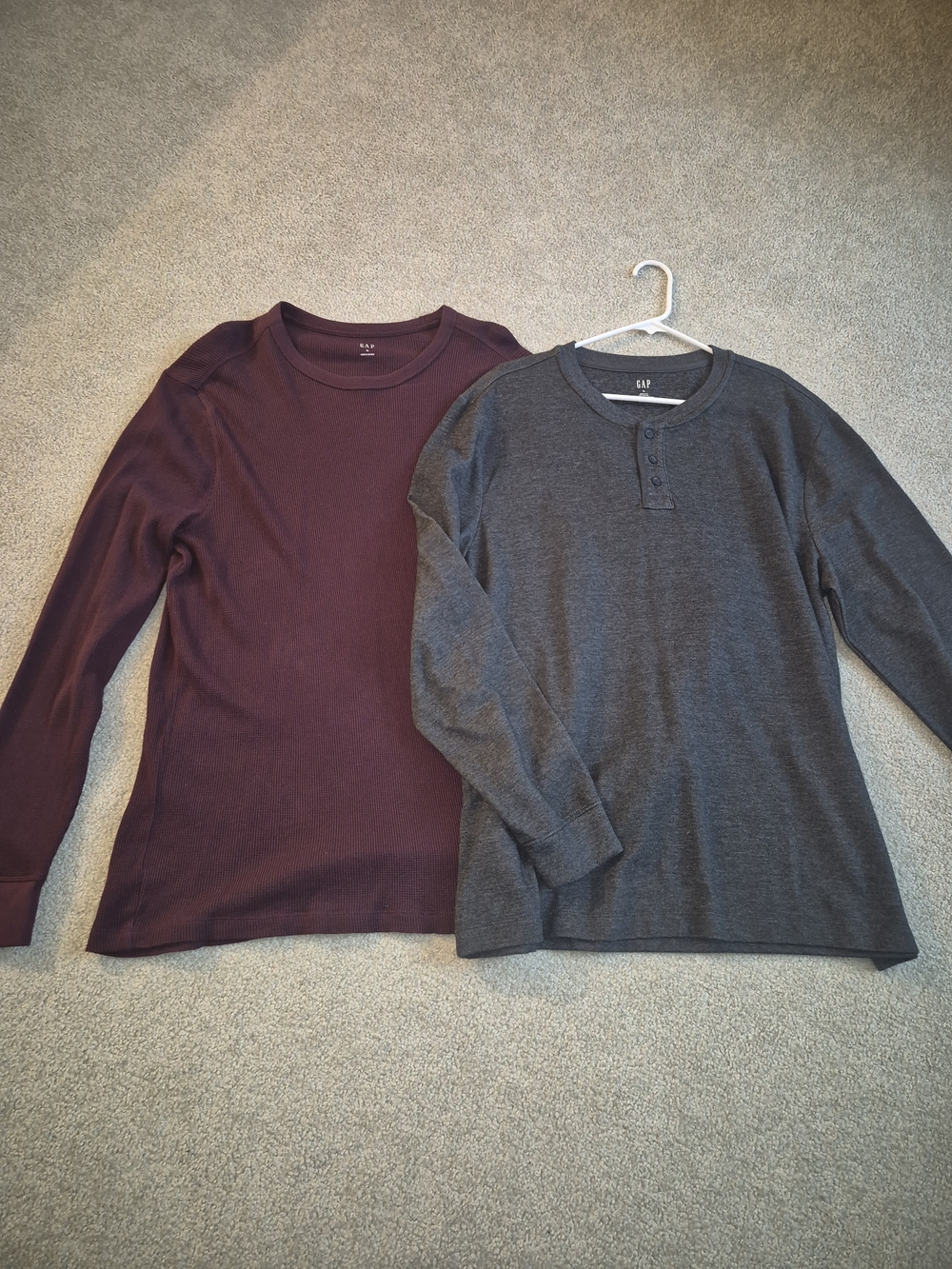 Gap MENs Long Sleeve Henley Top and Maroon Crewneck Set